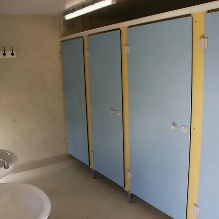 Insolites De La Tellerie 캠프장 Vassy