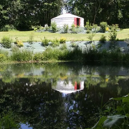 Insolites De La Tellerie 캠프장 *